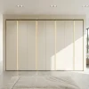 Armadio Lewitt